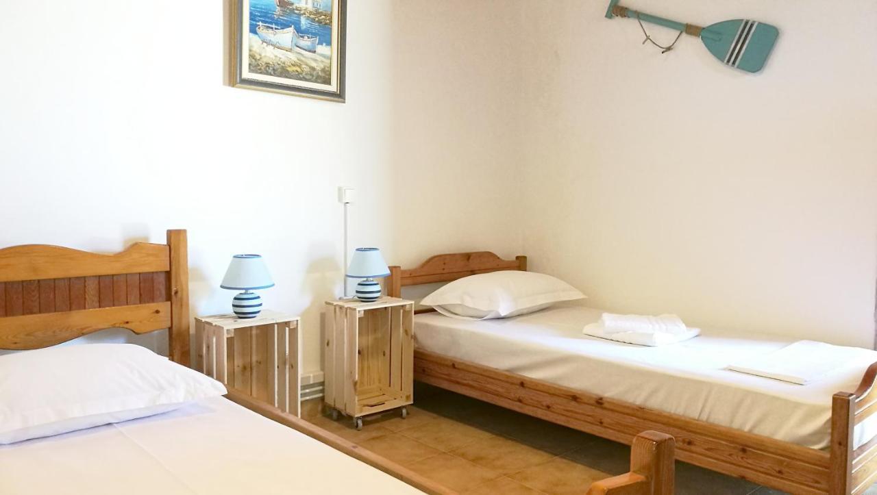 הוילה סקירוס Anemos Seaside House מראה חיצוני תמונה
