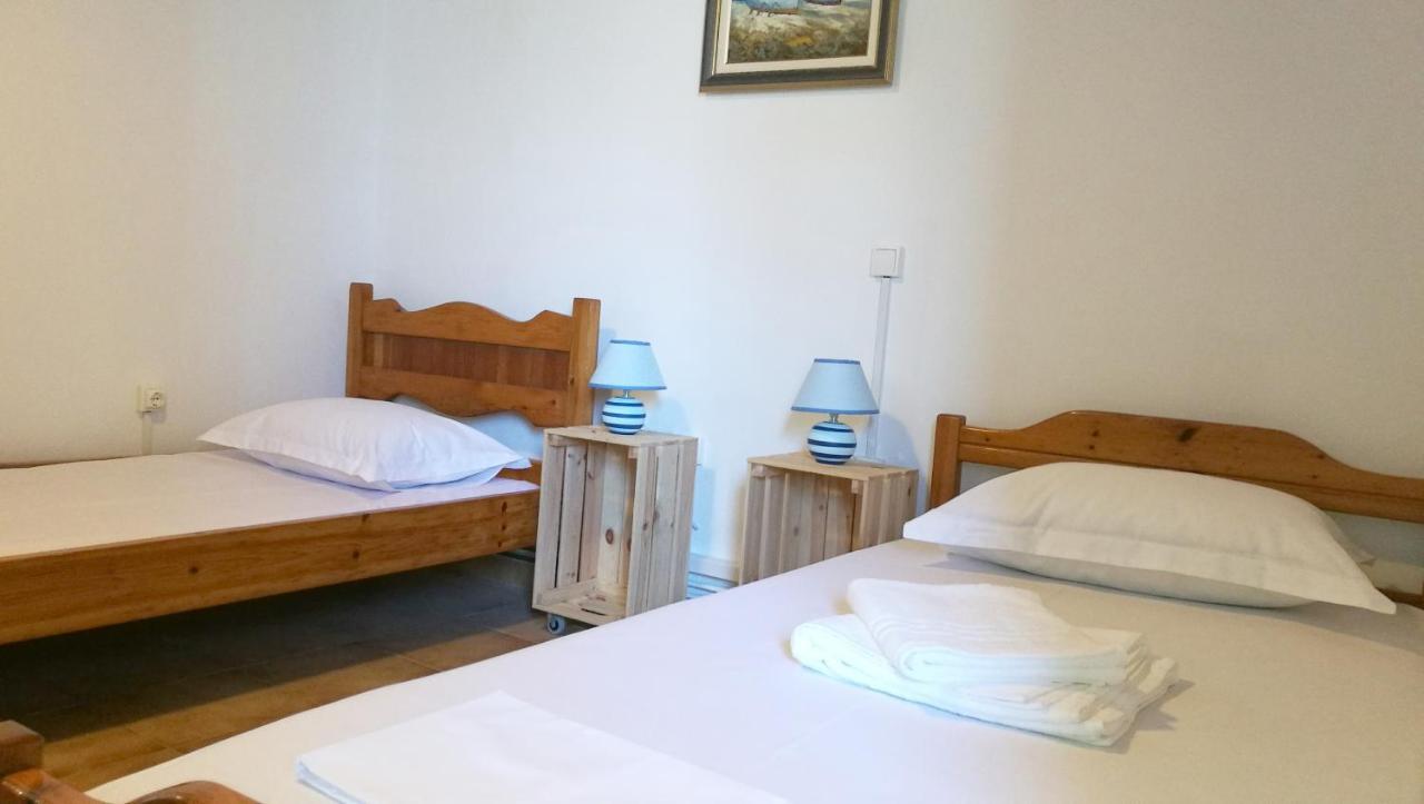הוילה סקירוס Anemos Seaside House מראה חיצוני תמונה